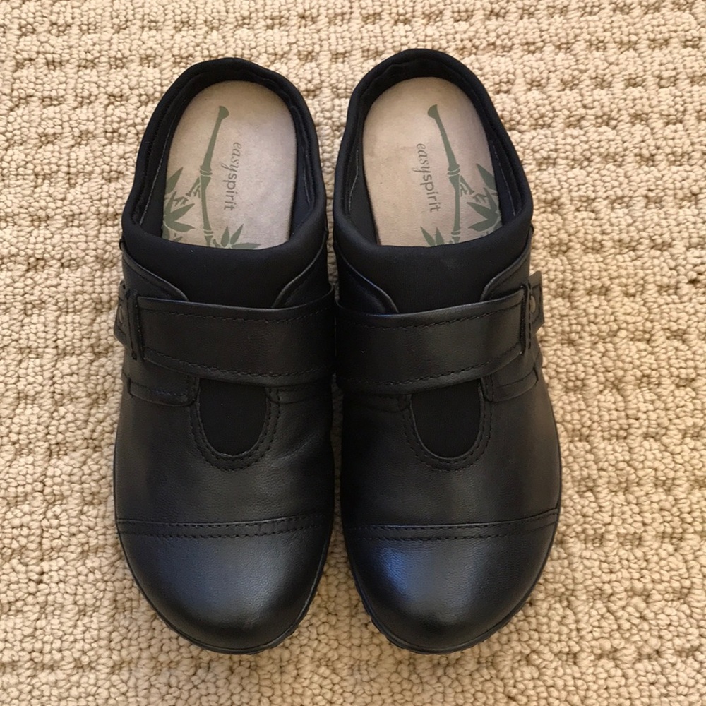 Easy spirit Espaving Clogs, 6.5M, Black Leather